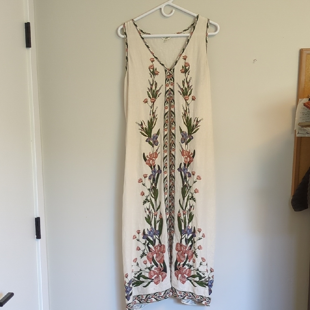 Floral Embroidered Cream Dress